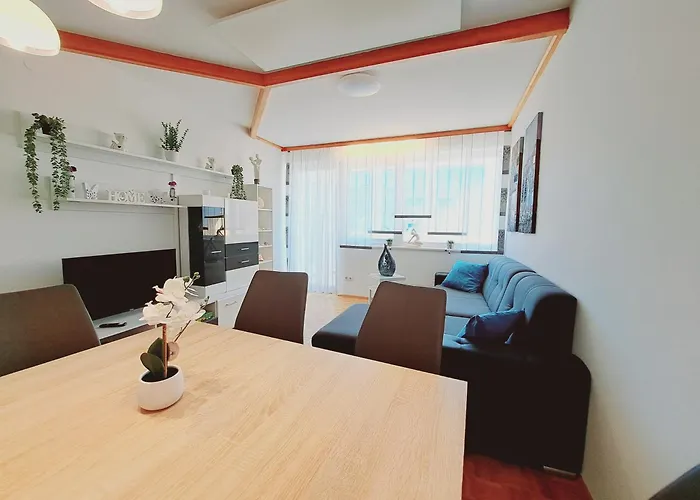 Naehe Redbull Ring 公寓 尤登堡