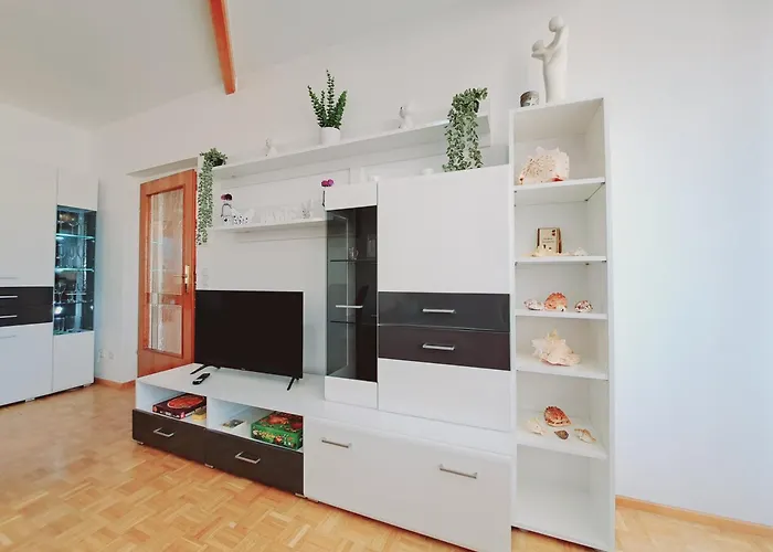 Naehe Redbull Ring 公寓 尤登堡